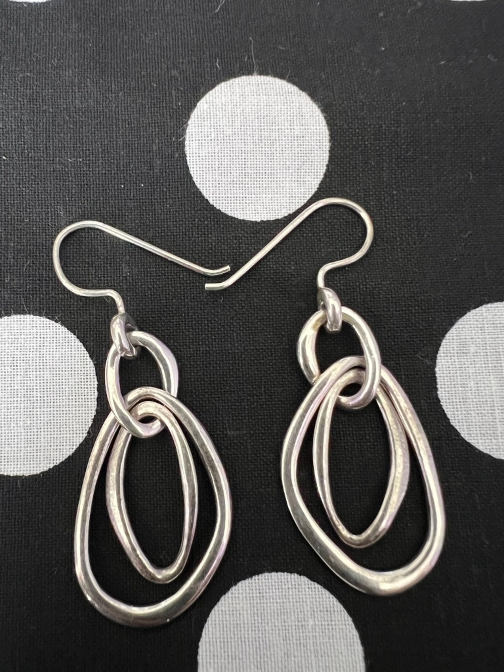 Vintage Silpada 925 Sterling Silver Interlocking Oval Double Hoop Earrings